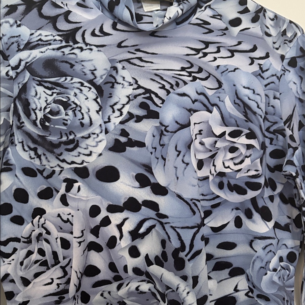Authentic Versace Black And Gray Patterned Long S… - image 3